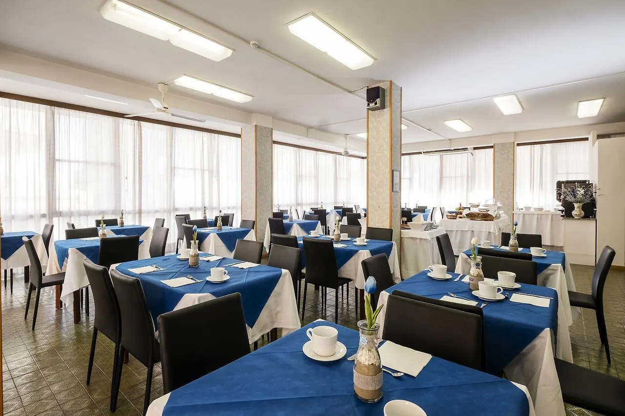 Hotel Belmar Ривадзурра 2*,