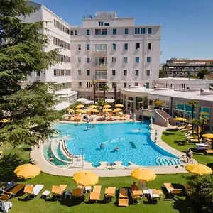 https://terme-helvetia.hotelinveneto.com