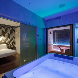 https://trilussa-palace-hotel-congress-and-spa.it-romehotels.com